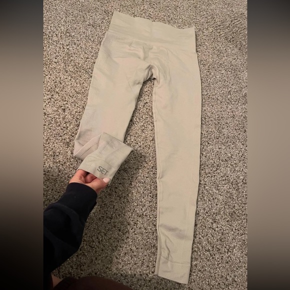 Set Active Tan Leggings - Picture 3 of 3